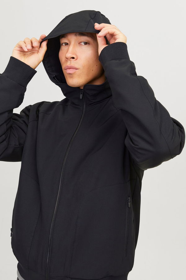 Jack& Jones Kapüşonlu Erkek Mont SIYAH Jack& Jones Kapüşonlu Erkek Mont SIYAH