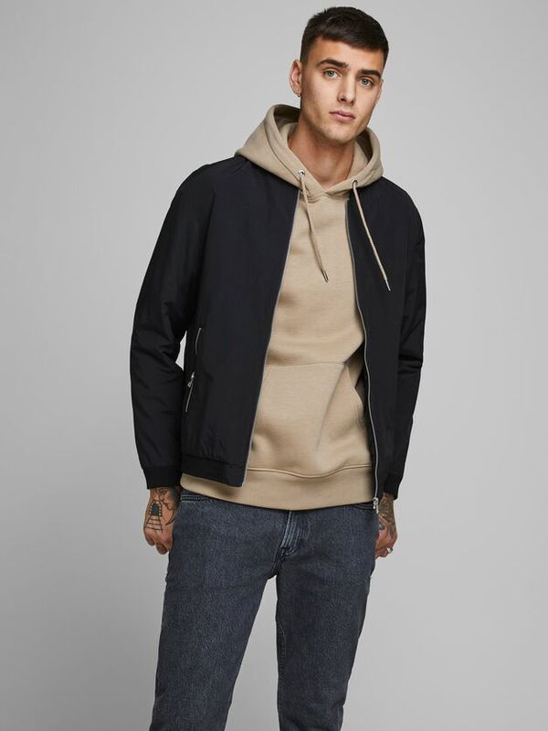 Jack Jones Mont Jack Jones Mont
