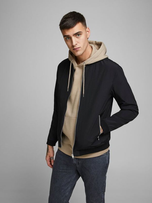 Jack Jones Mont Jack Jones Mont