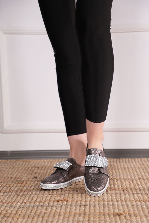 Pul Detaylı Spor Ayakkabı PLATIN Pul Detaylı Spor Ayakkabı PLATIN