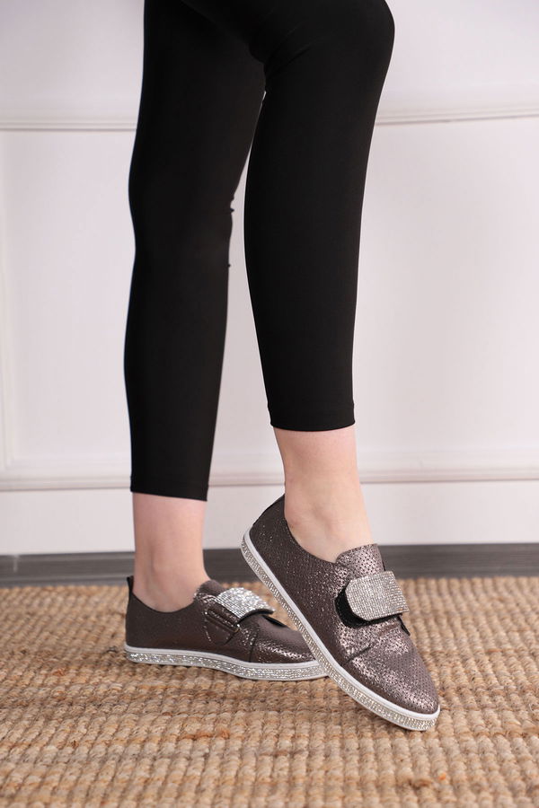 Pul Detaylı Spor Ayakkabı PLATIN Pul Detaylı Spor Ayakkabı PLATIN