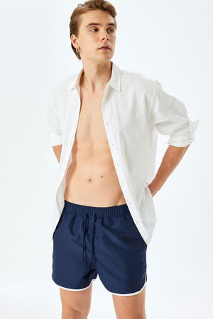 Koton Erkek Deniz Şortu LACIVERT Koton Erkek Deniz Şortu LACIVERT