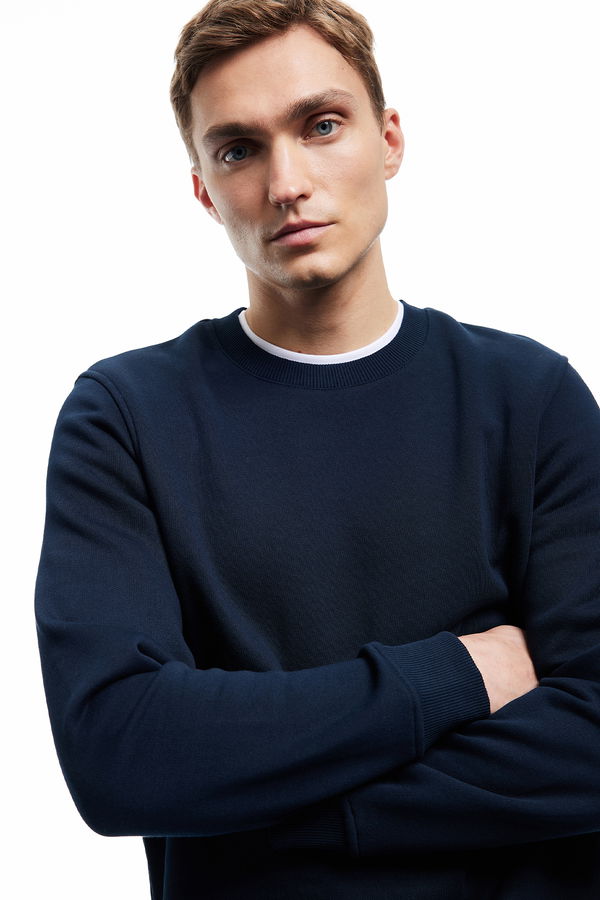 Koton Erkek Şardonlu Basic Sweatshirt LACIVERT Koton Erkek Şardonlu Basic Sweatshirt LACIVERT