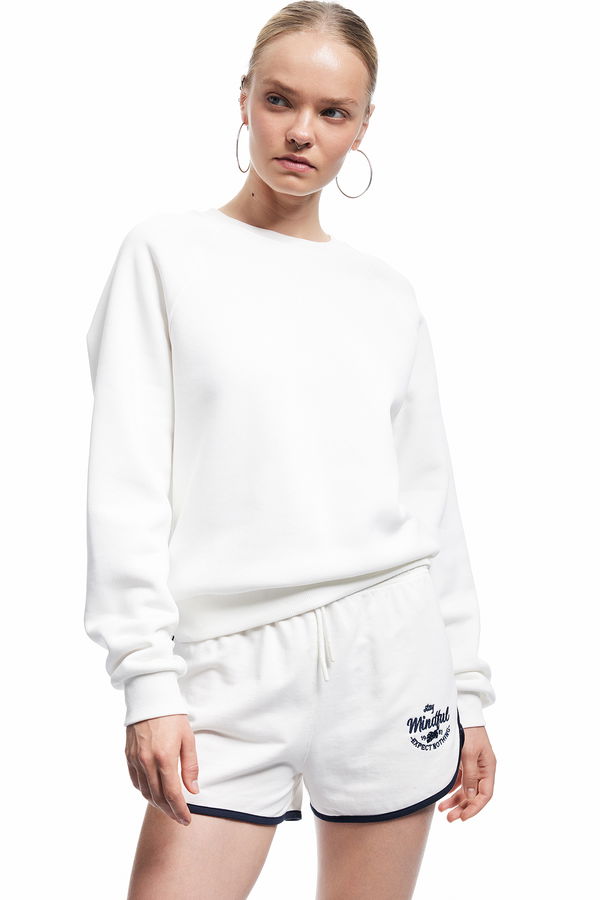 Koton Kadın Şardonlu Oversize Sweatshirt EKRU Koton Kadın Şardonlu Oversize Sweatshirt EKRU