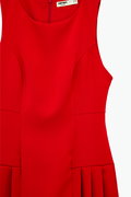 Koton Kolsuz U Yaka Dikiş Detaylı Mini Pileli Elbise Kırmızı