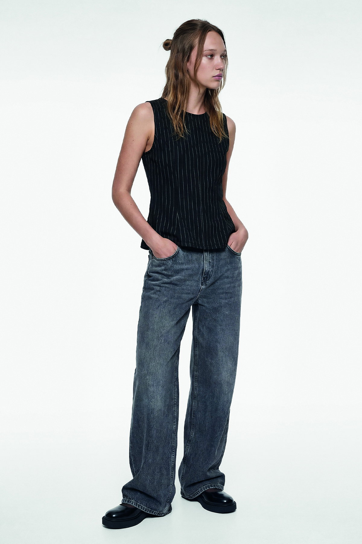 Koton Slim Fit Kolsuz Bisiklet Yaka Çizgili Peplum Bluz ANTRASİT