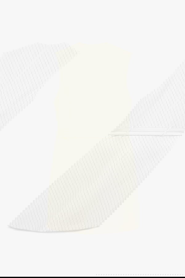 Koton Kruvaze Yaka Kolsuz Metal Aksesuarlı Kemerli Mini Ceket Elbise Beyaz