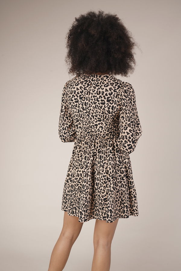 Kruvaze Yaka Leopar Desen Elbise LEOPAR Kruvaze Yaka Leopar Desen Elbise LEOPAR