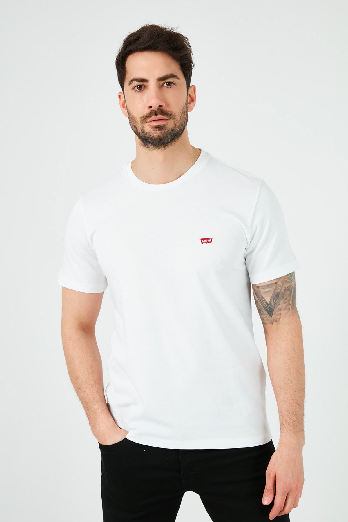 Levis Erkek Bisiklet Yaka T-shirt BEYAZ