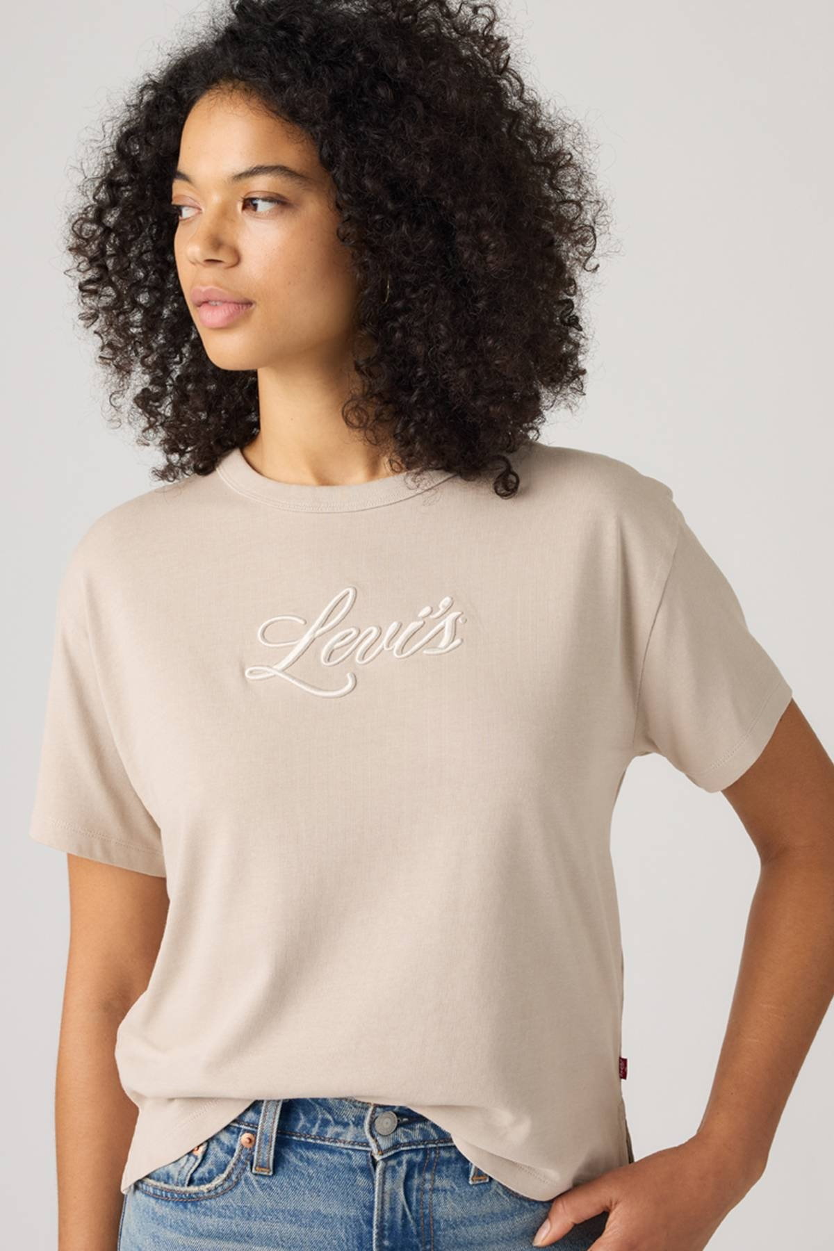 Levis Kadın Vintage Tee Relaxed Fit T-shirt BEJ