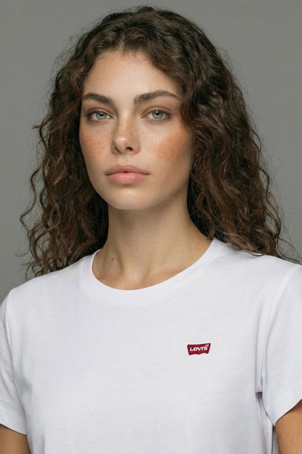 Levis Kadın Bisiklet Yaka T-shirt BEYAZ