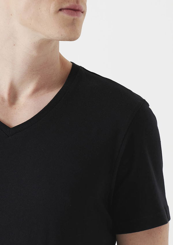 Mavi V Yaka T-shirt Mavi V Yaka T-shirt
