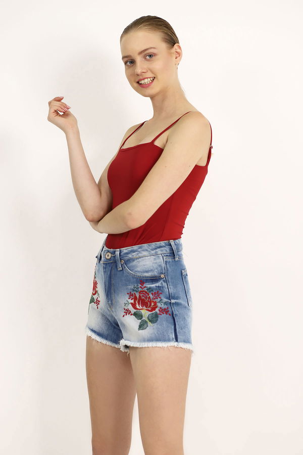 Nakışlı Mini Kot Şort MAVI Nakışlı Mini Kot Şort MAVI