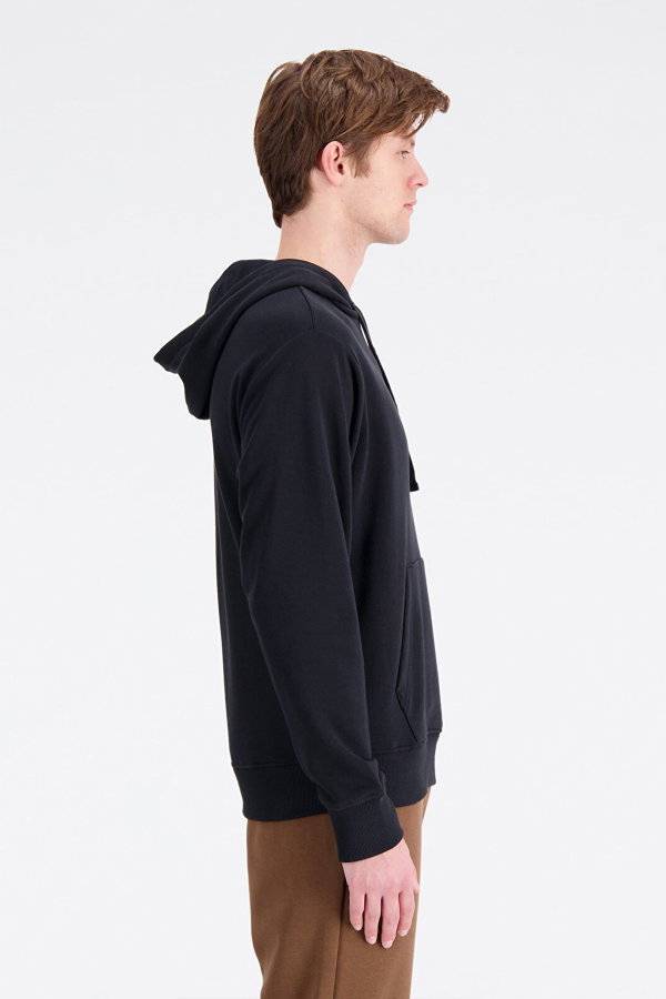 New Balance Erkek Sweatshirt SIYAH