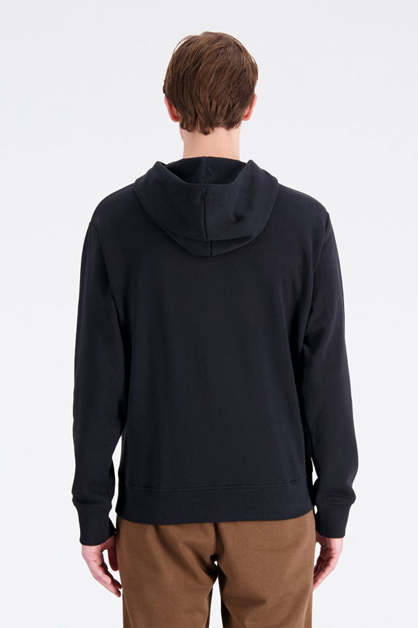 New Balance Erkek Sweatshirt SIYAH