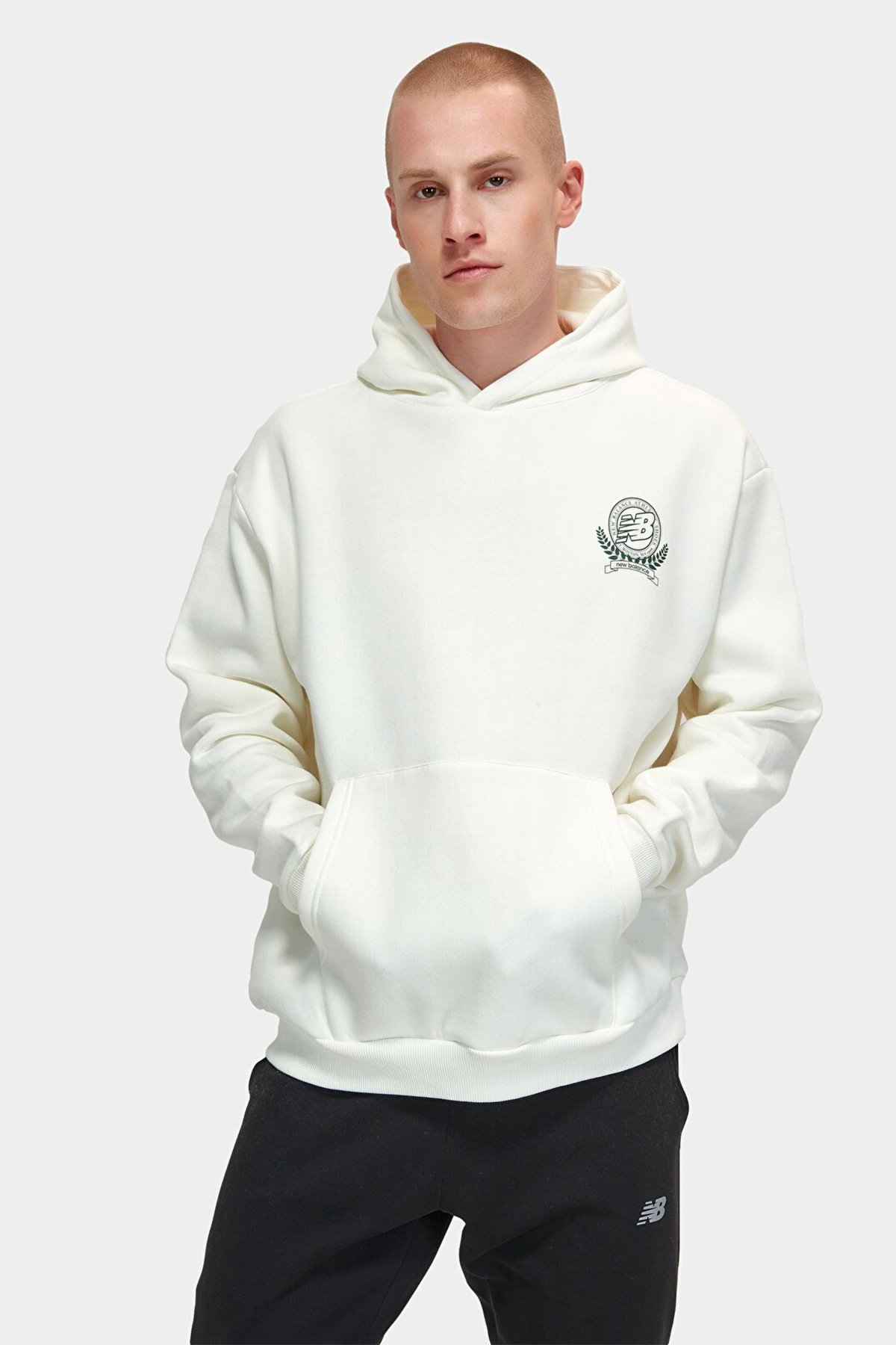 New Balance Erkek Sweatshirt EKRU