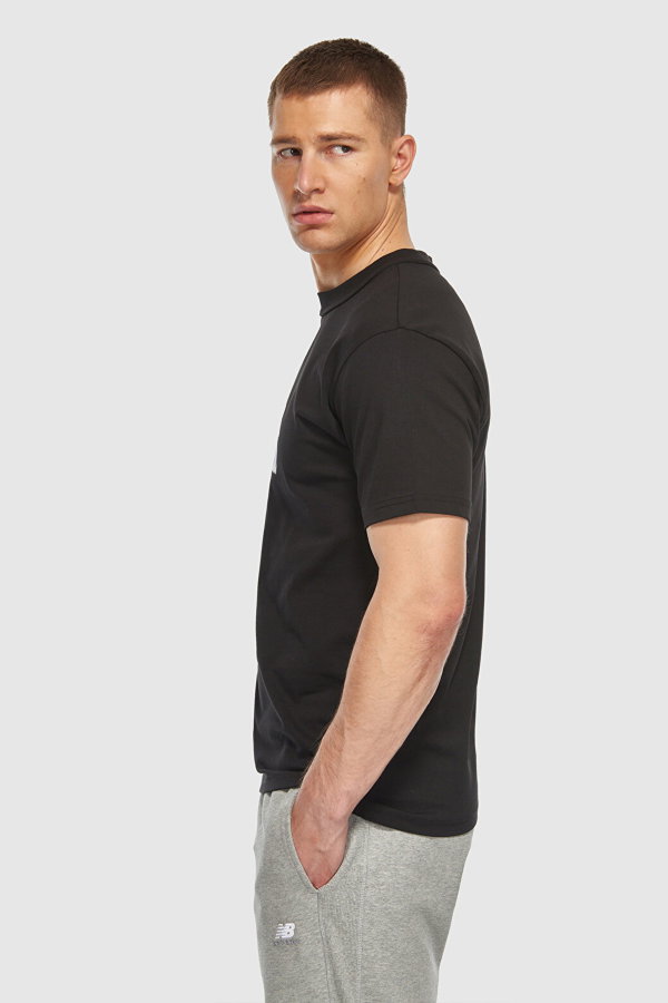New Balance Erkek Bisiklet Yaka T-shirt SIYAH
