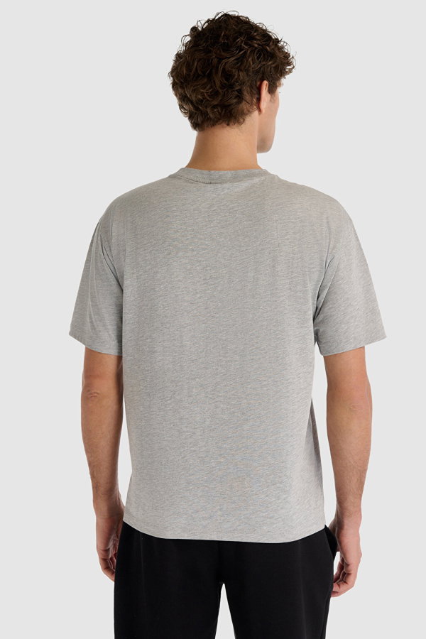 New Balance Erkek Bisiklet Yaka Erkek T-shirt GRI