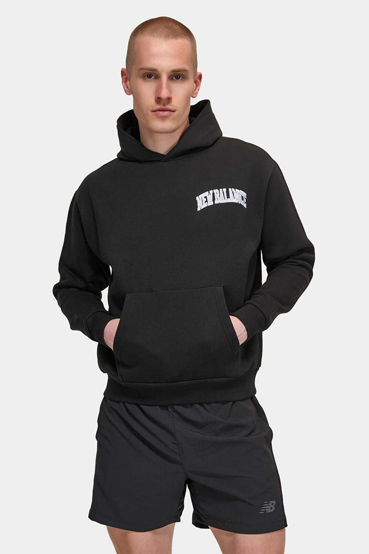 New Balance Erkek Sweatshirt SIYAH