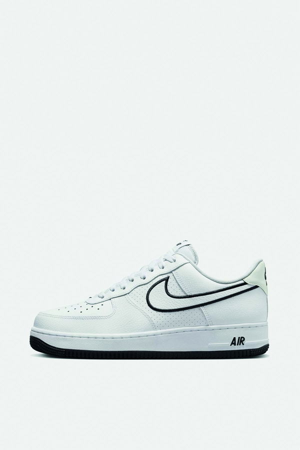 Nike Air Force 1 07 Erkek Spor Ayakkabı BEYAZ