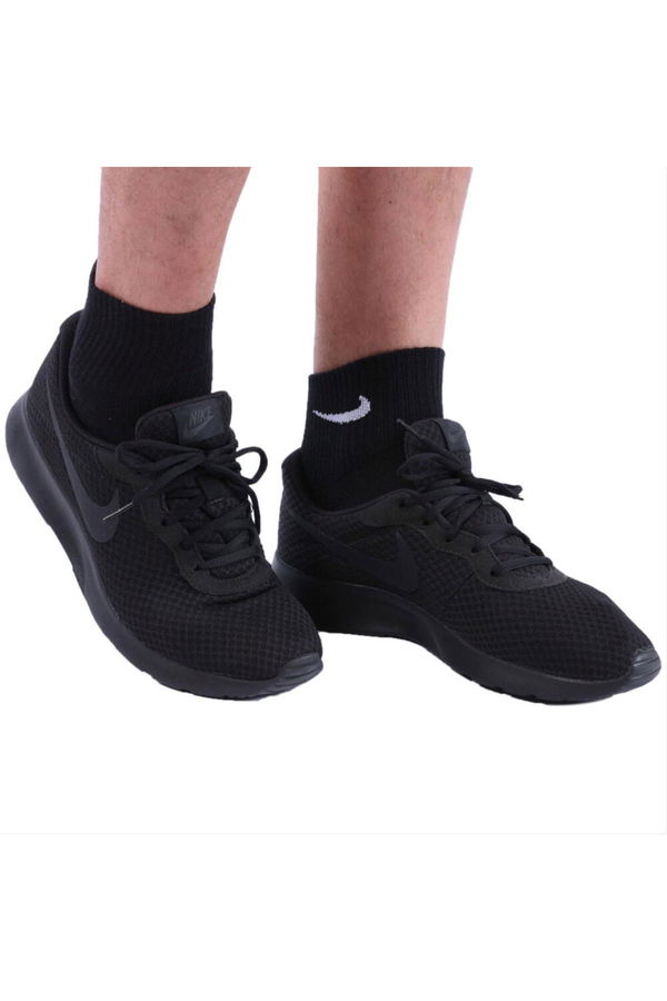 Nike Tanjun Erkek Spor Ayakkabı SIYAH Nike Tanjun Erkek Spor Ayakkabı SIYAH