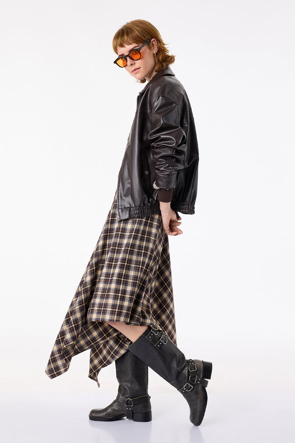 Koton Normal Bel Asimetrik Kesim Ekoseli Midi Etek LACİVERT