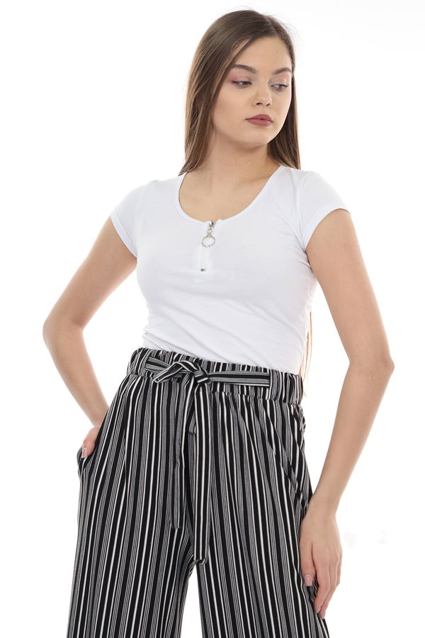 Ön Fermuar Detaylı Mini T-shirt Beyaz Ön Fermuar Detaylı Mini T-shirt Beyaz
