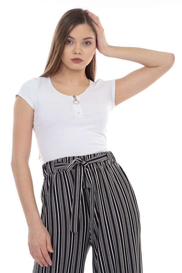 Ön Fermuar Detaylı Mini T-shirt Beyaz Ön Fermuar Detaylı Mini T-shirt Beyaz