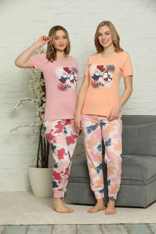 Penguen Baskılı Kısa Kol Pijama Takımı PEMBE Penguen Baskılı Kısa Kol Pijama Takımı PEMBE