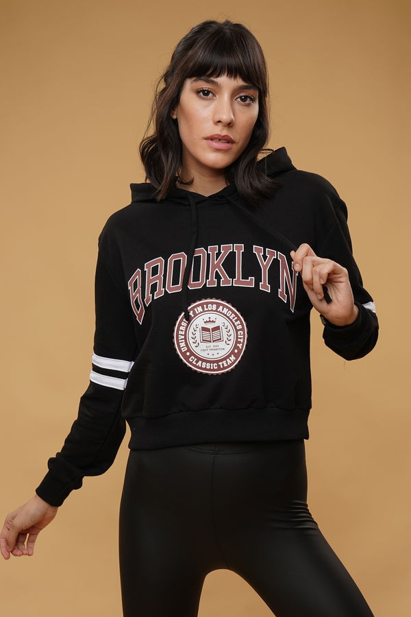 BrooklynBaskılı Kol Şeritli Sweat Siyah BrooklynBaskılı Kol Şeritli Sweat Siyah