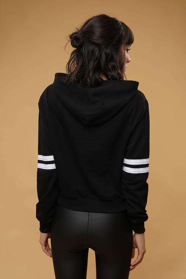 BrooklynBaskılı Kol Şeritli Sweat Siyah BrooklynBaskılı Kol Şeritli Sweat Siyah