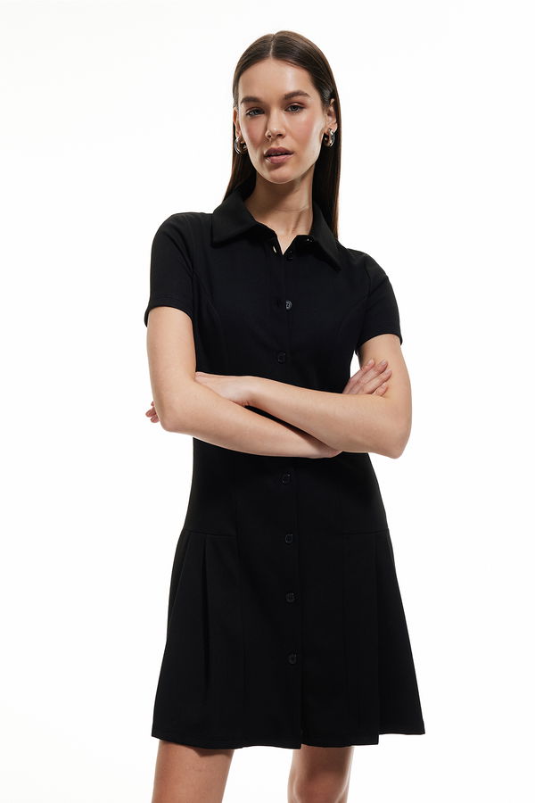 Koton Pileli Mini Polo Yaka Kadın Elbise SIYAH Koton Pileli Mini Polo Yaka Kadın Elbise SIYAH