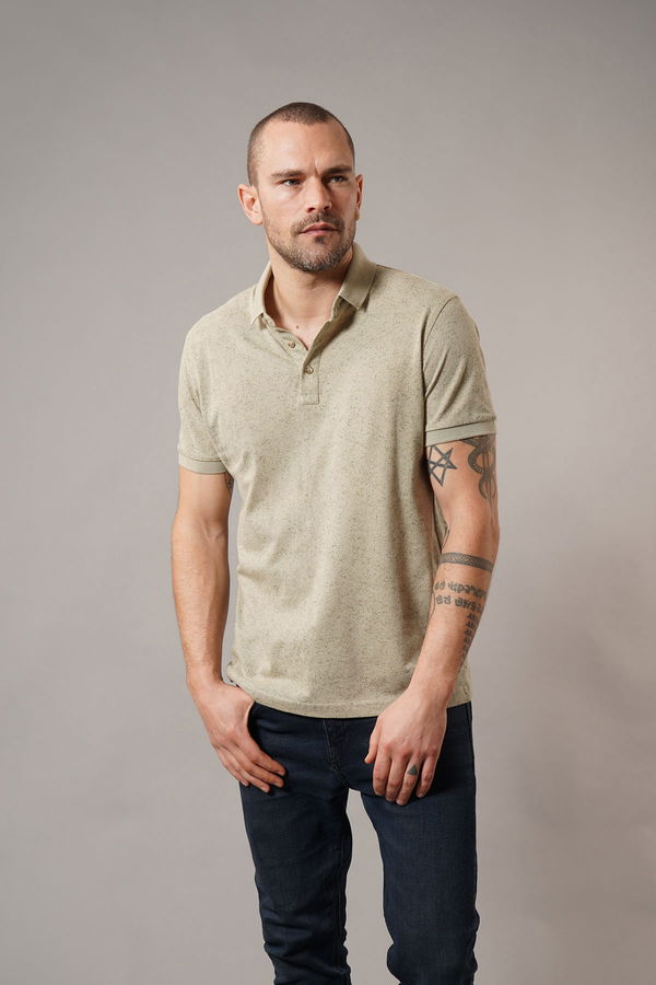 Polo Yaka Erkek T-shirt ÇAĞLA YEŞİ Polo Yaka Erkek T-shirt ÇAĞLA YEŞİ