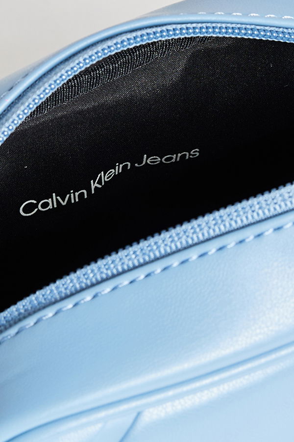 Calvin Klein Kadın Çapraz Çanta İNDİGO