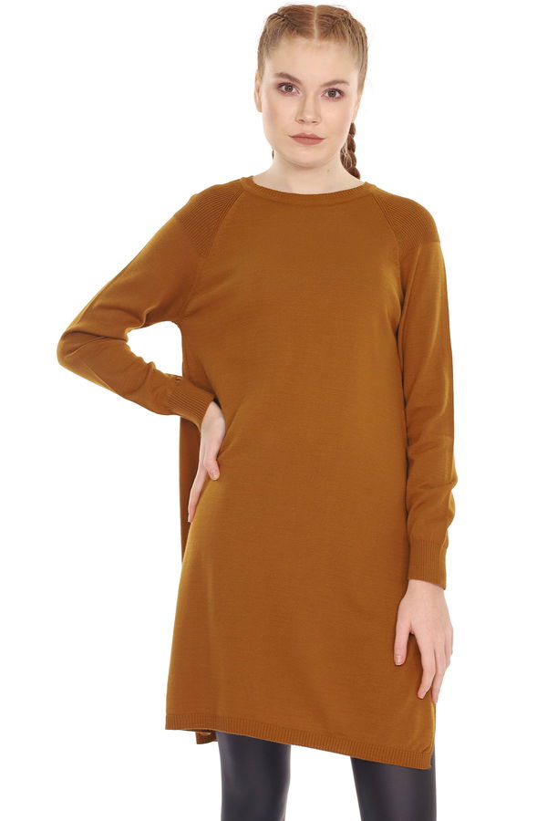 Gabria Reglan Kol Yırtmaçlı Tunik Gabria Reglan Kol Yırtmaçlı Tunik