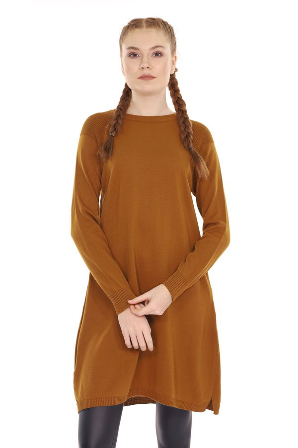 Gabria Reglan Kol Yırtmaçlı Tunik Gabria Reglan Kol Yırtmaçlı Tunik