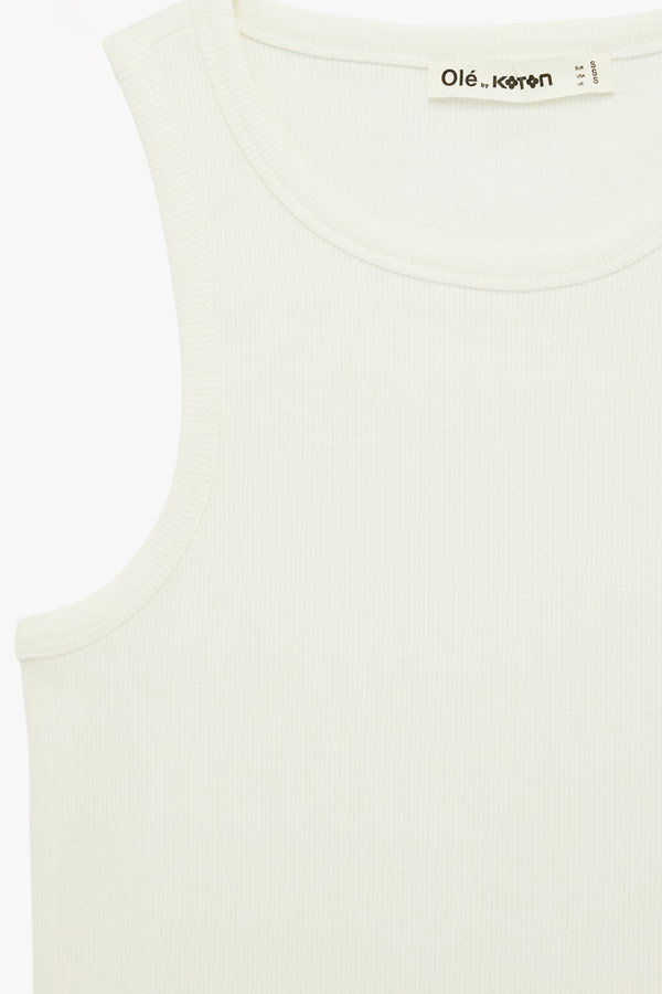 Koton Slim Fit Bisiklet Yaka Fitilli Kolsuz Atlet Beyaz