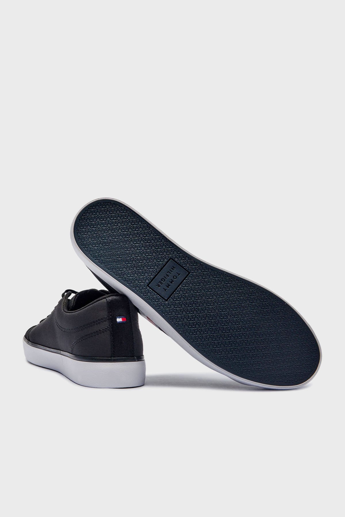 Tommy Hilfiger Erkek Spor Ayakkabı SİYAH