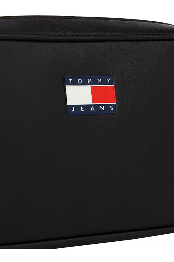 Tommy Hilfiger Kadın Çapraz Çanta SIYAH Tommy Hilfiger Kadın Çapraz Çanta SIYAH
