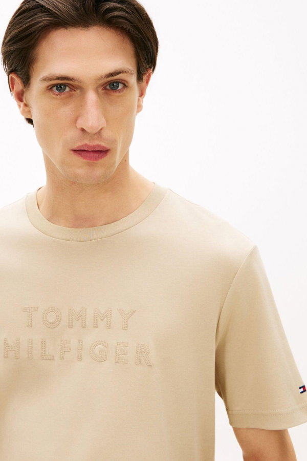 Tommy Hilfiger Erkek Bisiklet Yaka T-shirt KUM