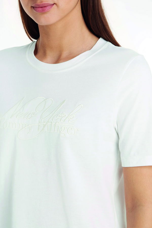 Tommy Hilfiger Kadın Bisiklet Yaka T-shirt Beyaz Tommy Hilfiger Kadın Bisiklet Yaka T-shirt Beyaz
