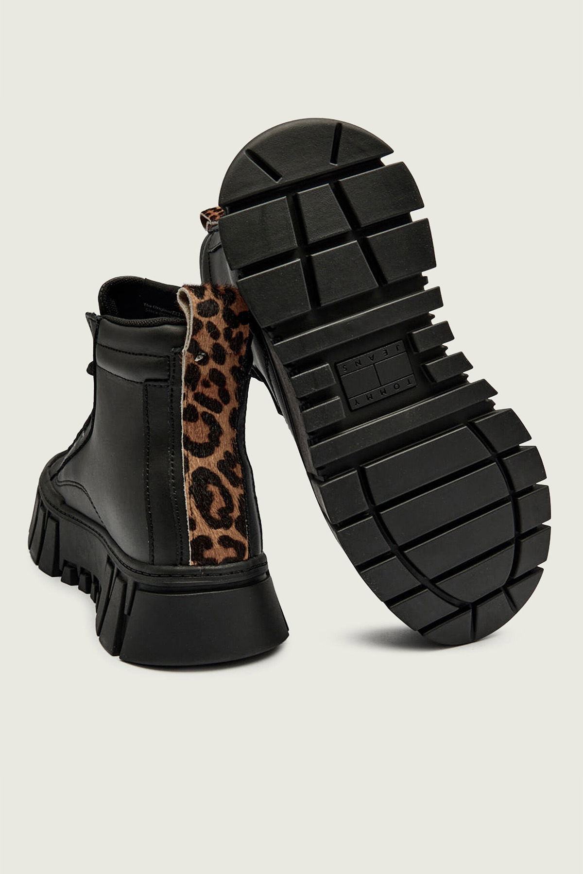 Tommy Hilfiger Kadın Bot SIYAH