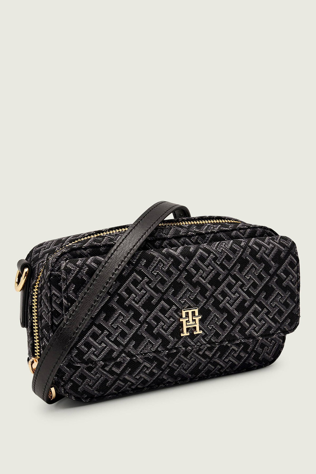 Tommy Hilfiger Kadın Çanta SIYAH