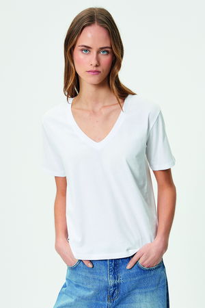 Koton V Yaka Basic T-shirt BEYAZ Koton V Yaka Basic T-shirt BEYAZ