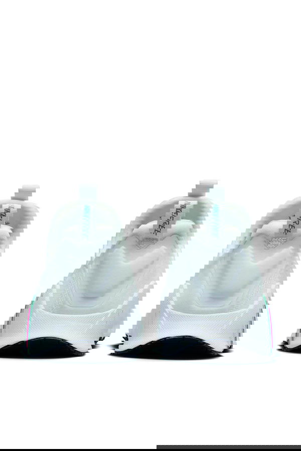 Nike Free Metcon 6 Kadın Spor Ayakkabı Beyaz Nike Free Metcon 6 Kadın Spor Ayakkabı Beyaz