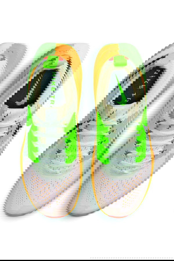 Nike W Zoomx Zegama Trail 2 Kadın Spor Ayakkabı Beyaz Nike W Zoomx Zegama Trail 2 Kadın Spor Ayakkabı Beyaz