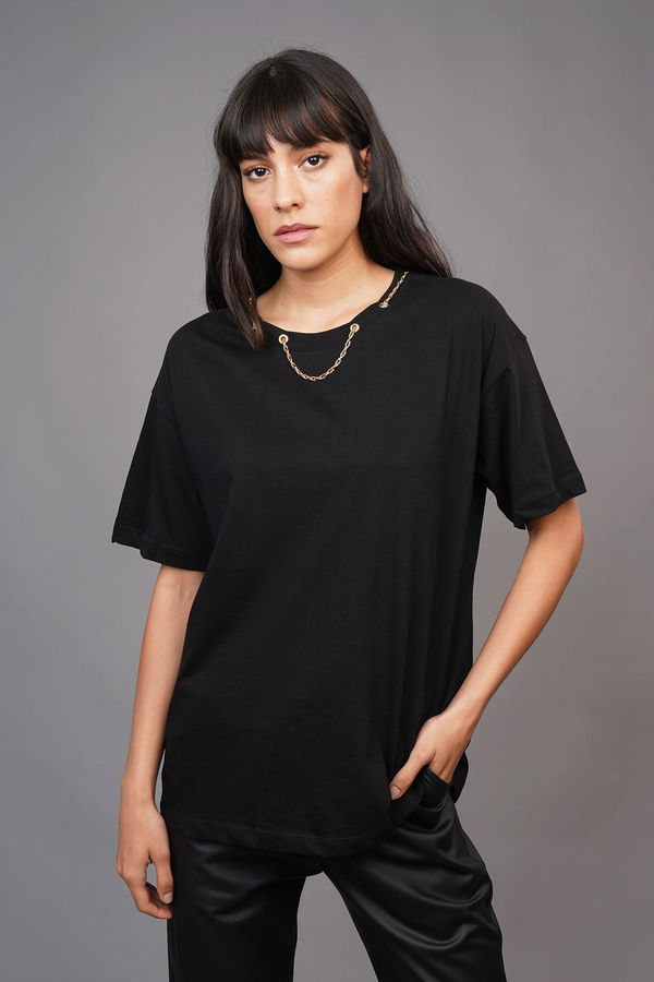 Yaka Zincirli T-shirt SIYAH Yaka Zincirli T-shirt SIYAH