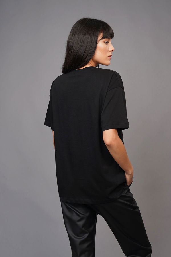 Yaka Zincirli T-shirt SIYAH Yaka Zincirli T-shirt SIYAH