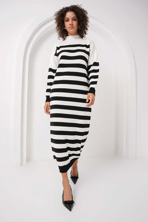 Gabria Çizgili Triko Elbise EKRU Gabria Çizgili Triko Elbise EKRU