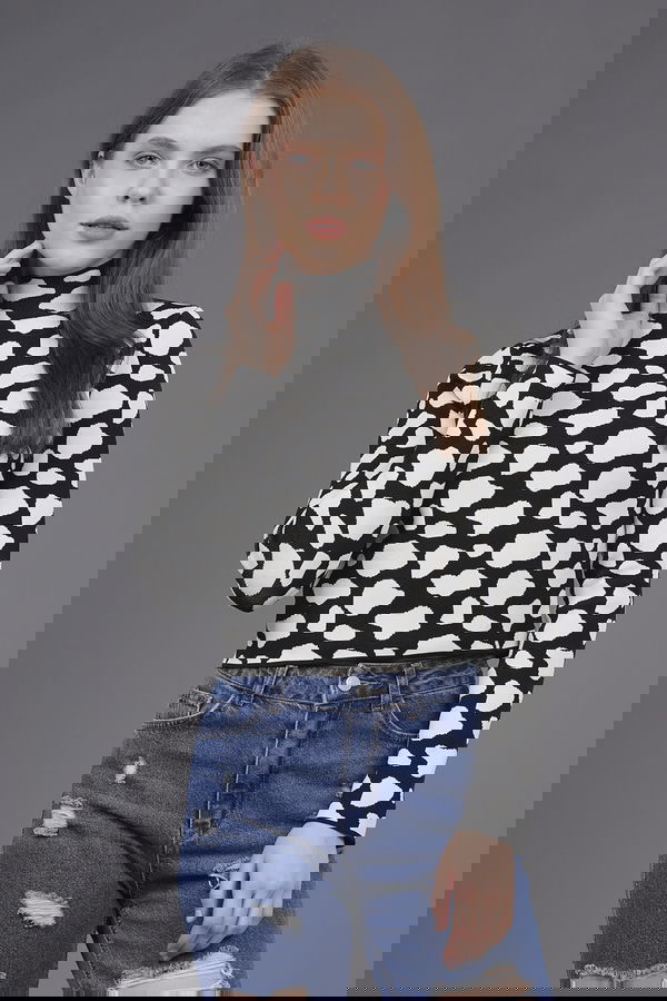 Yarım Balıkçı Desenli Kazak SİYAH Yarım Balıkçı Desenli Kazak SİYAH